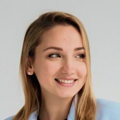 Ксения Завражина